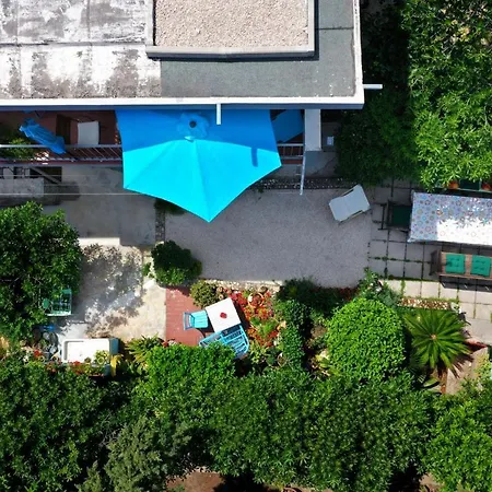 Beachfront Mala Tereza Apartman