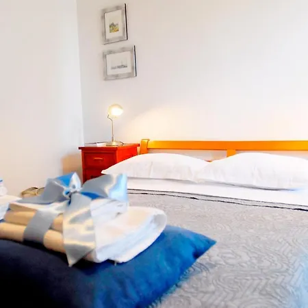 Apartment Beachfront Mala Tereza
